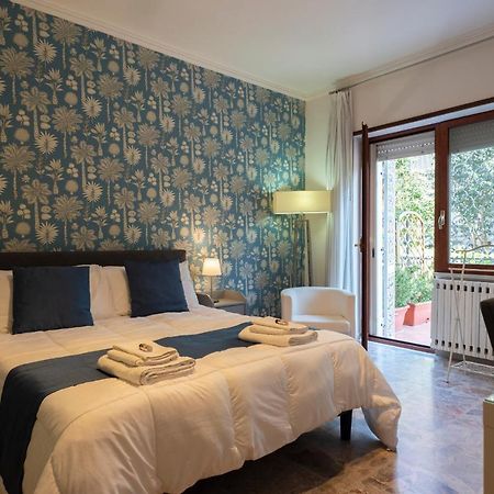 Room 66 Napoli Bagian luar foto