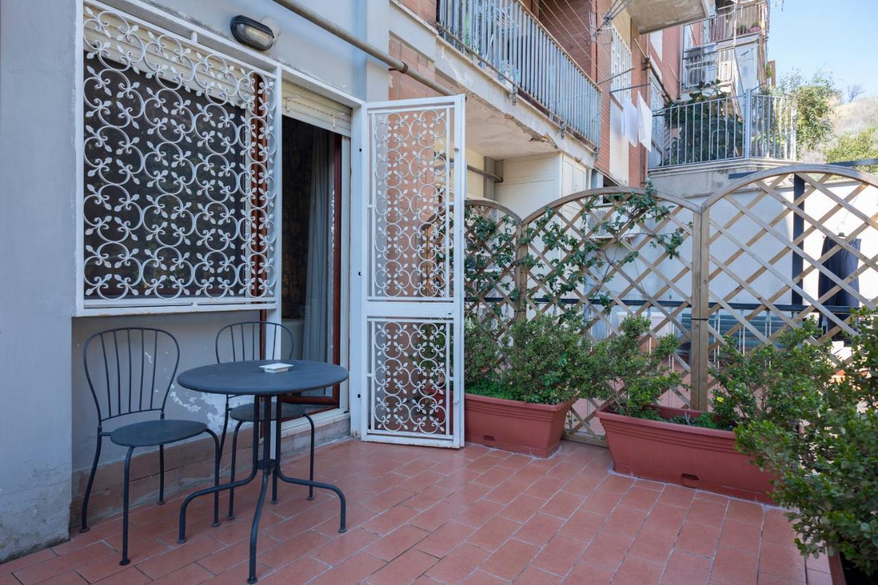 Room 66 Napoli Bagian luar foto