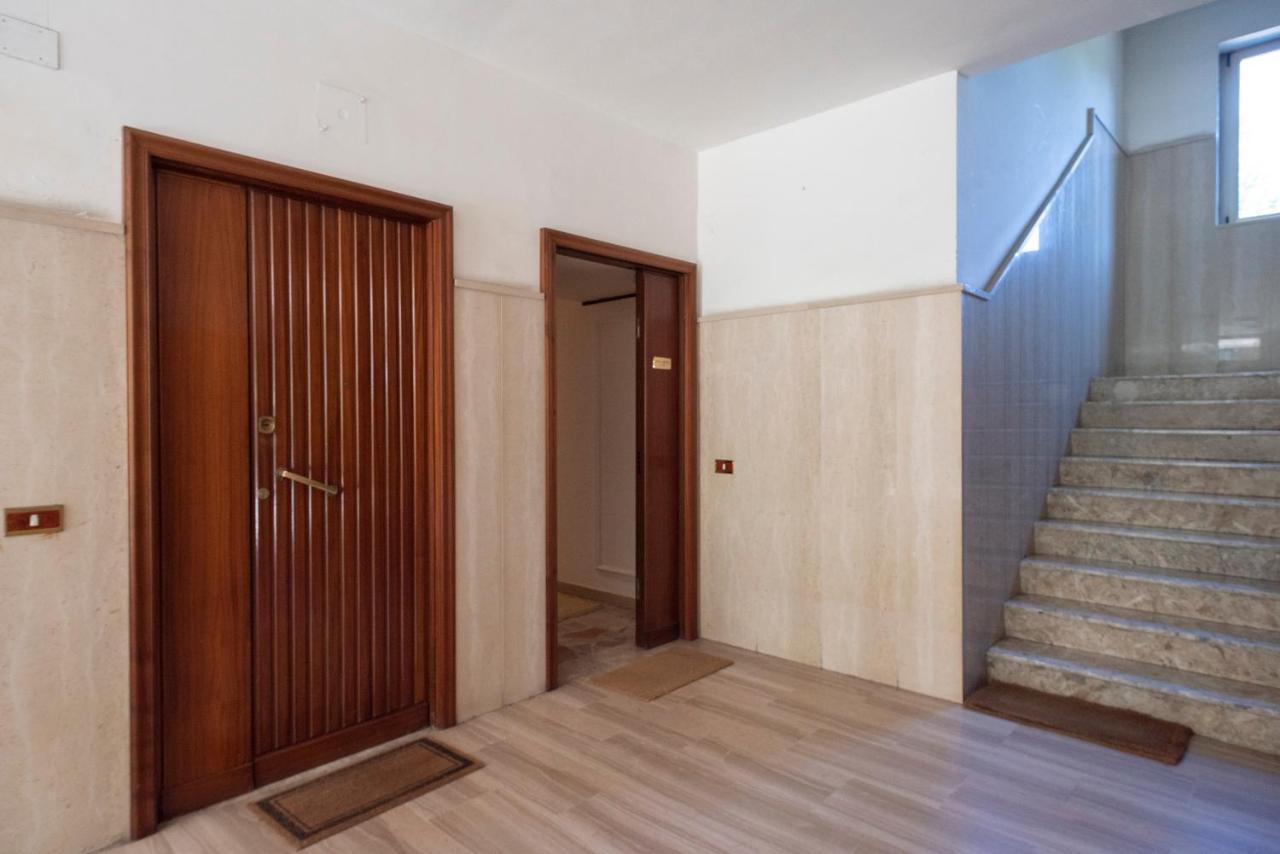 Room 66 Napoli Bagian luar foto