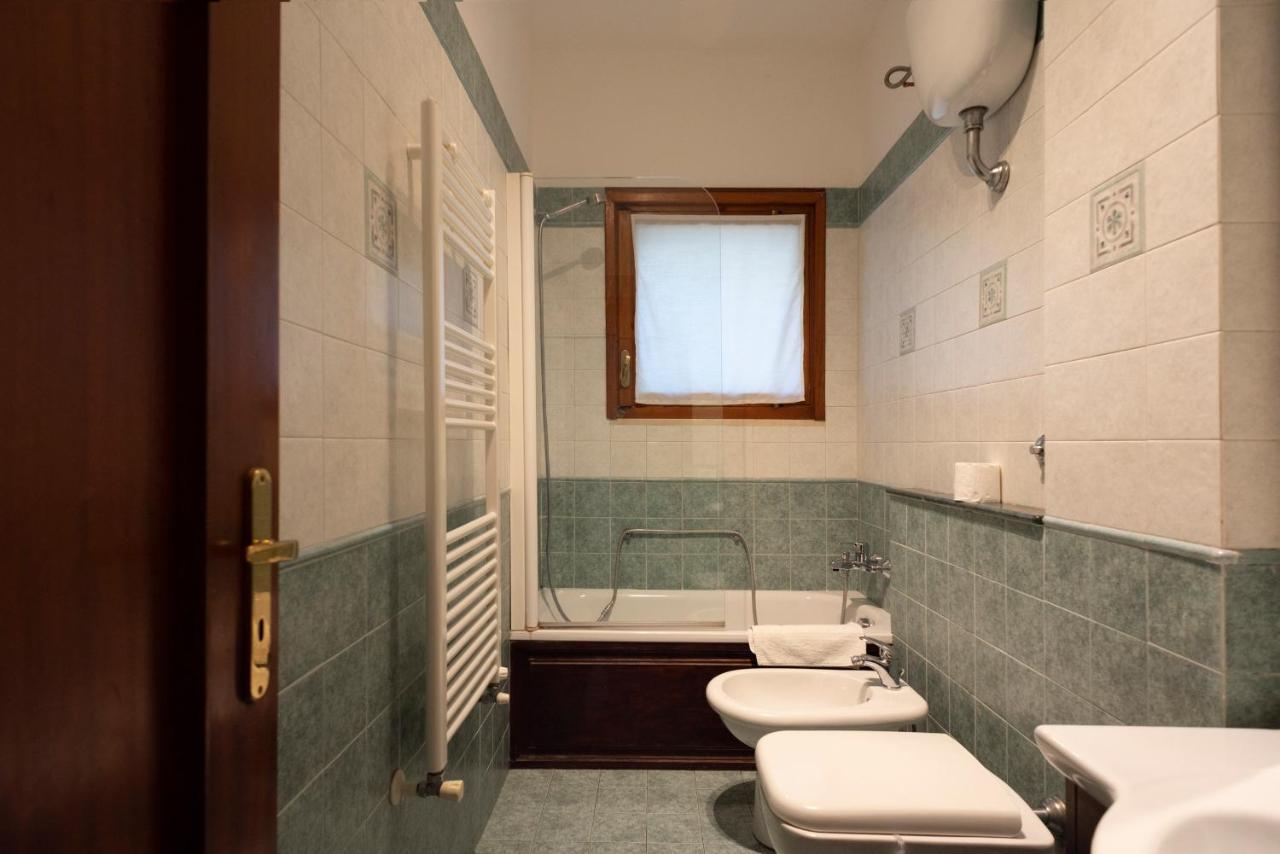 Room 66 Napoli Bagian luar foto